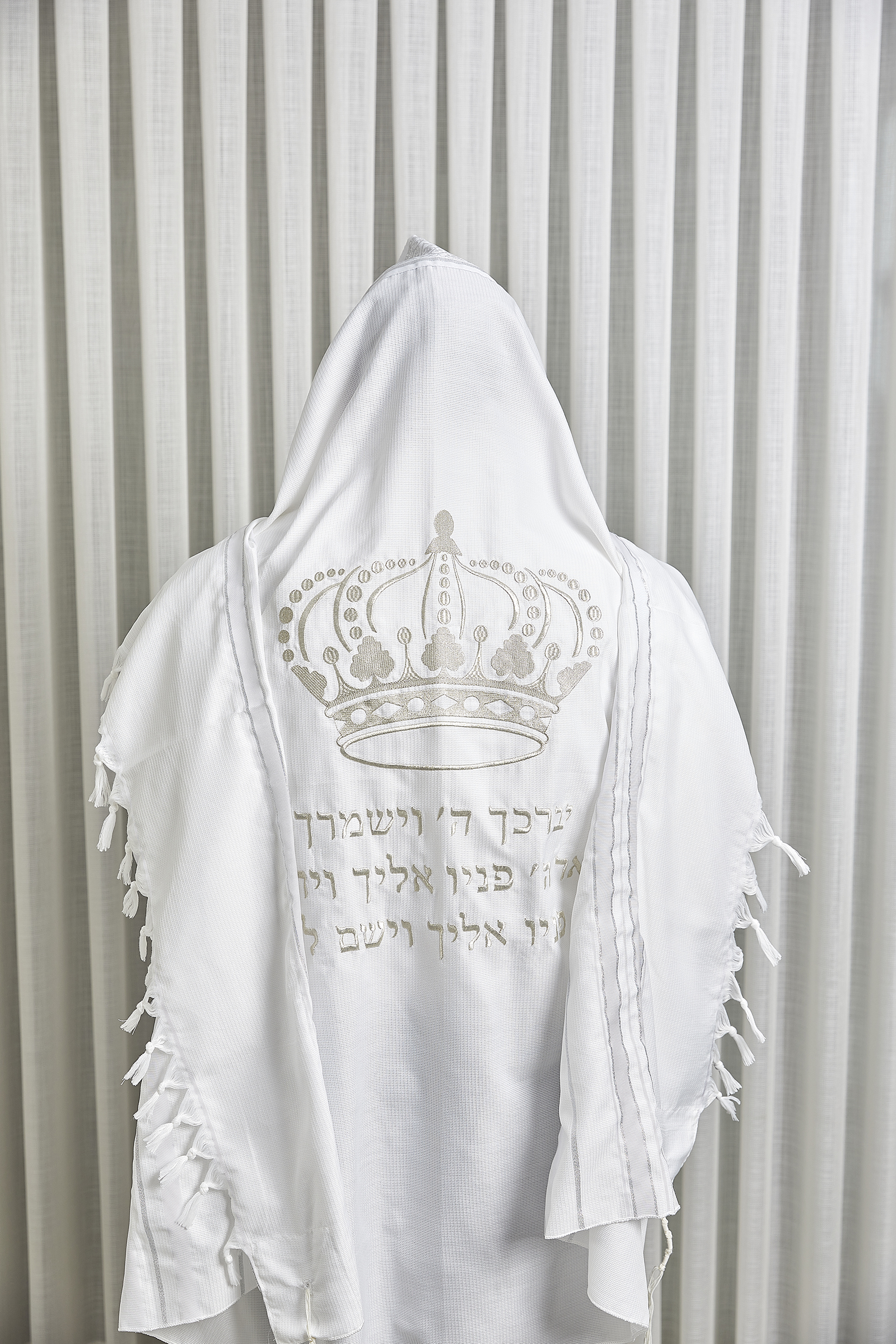 Talit Mofet Size 70 150*185 cm with Silver Stripes - with Embroidery